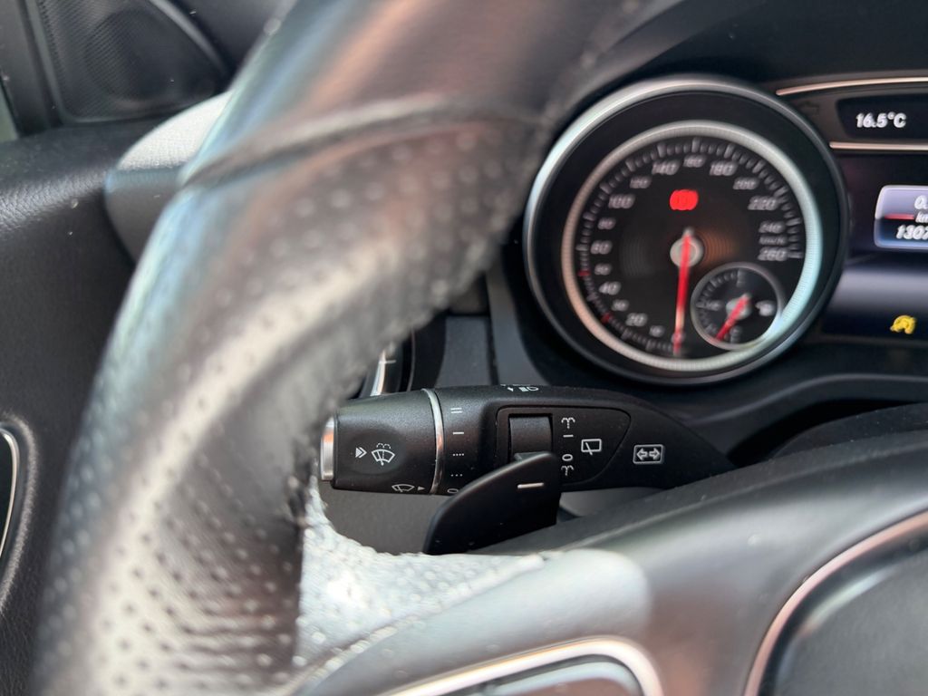 MERCEDES-BENZ CLA 220 4MATIC/SB/PANO/DISTRONIC+ MERCEDES-BENZ CLA 220 4MATIC/SB/PANO/DISTRONIC+