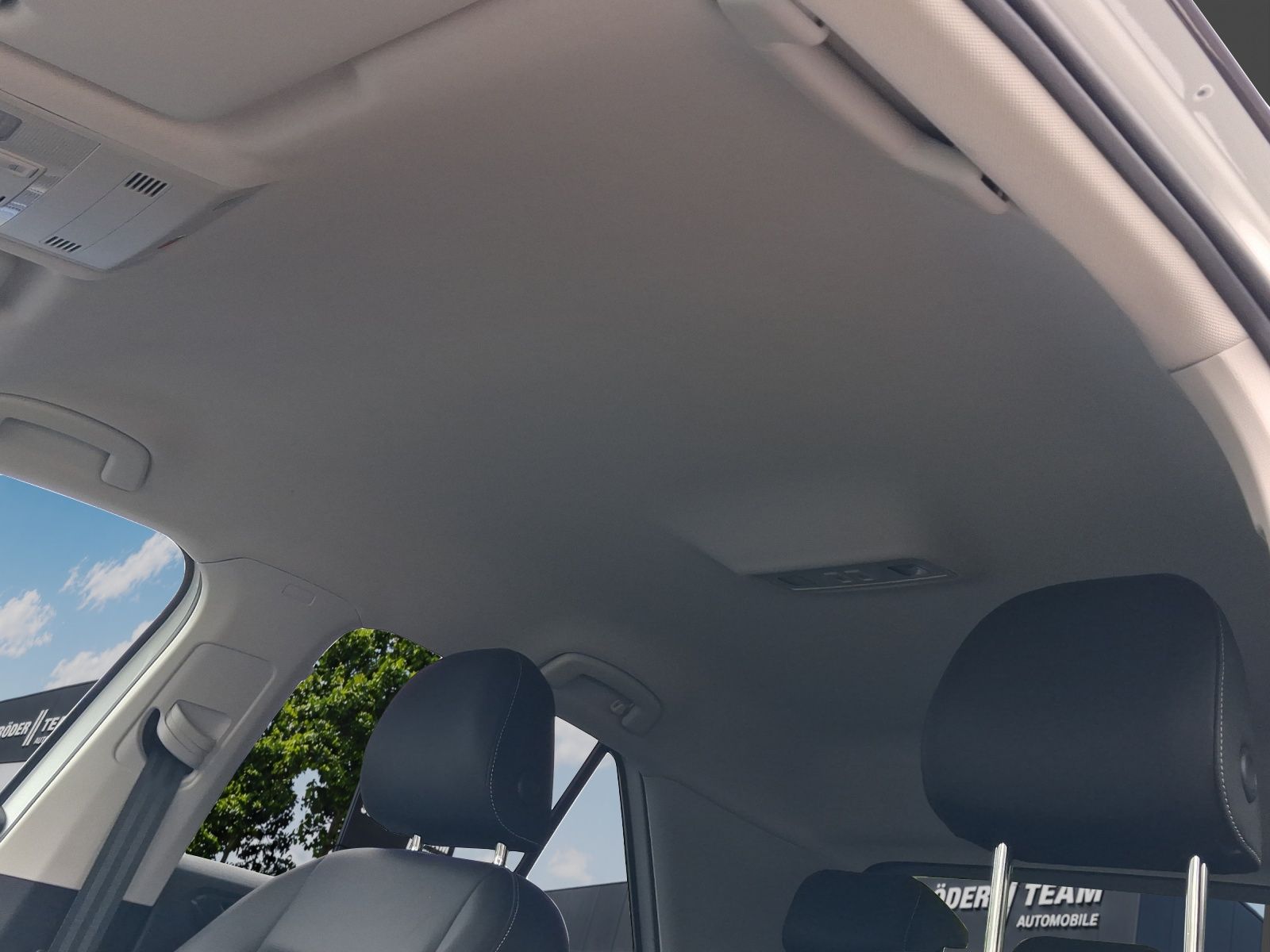 Volkswagen T-Roc - Bild 23