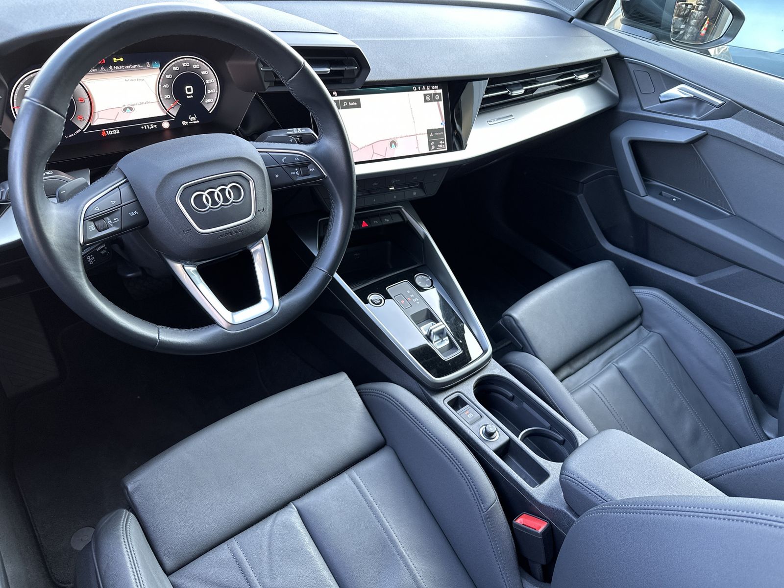 Fahrzeugabbildung Audi A3 35 TDI SpB Sport NAV+LED+ACC+VCOCKPIT+CARPLAY