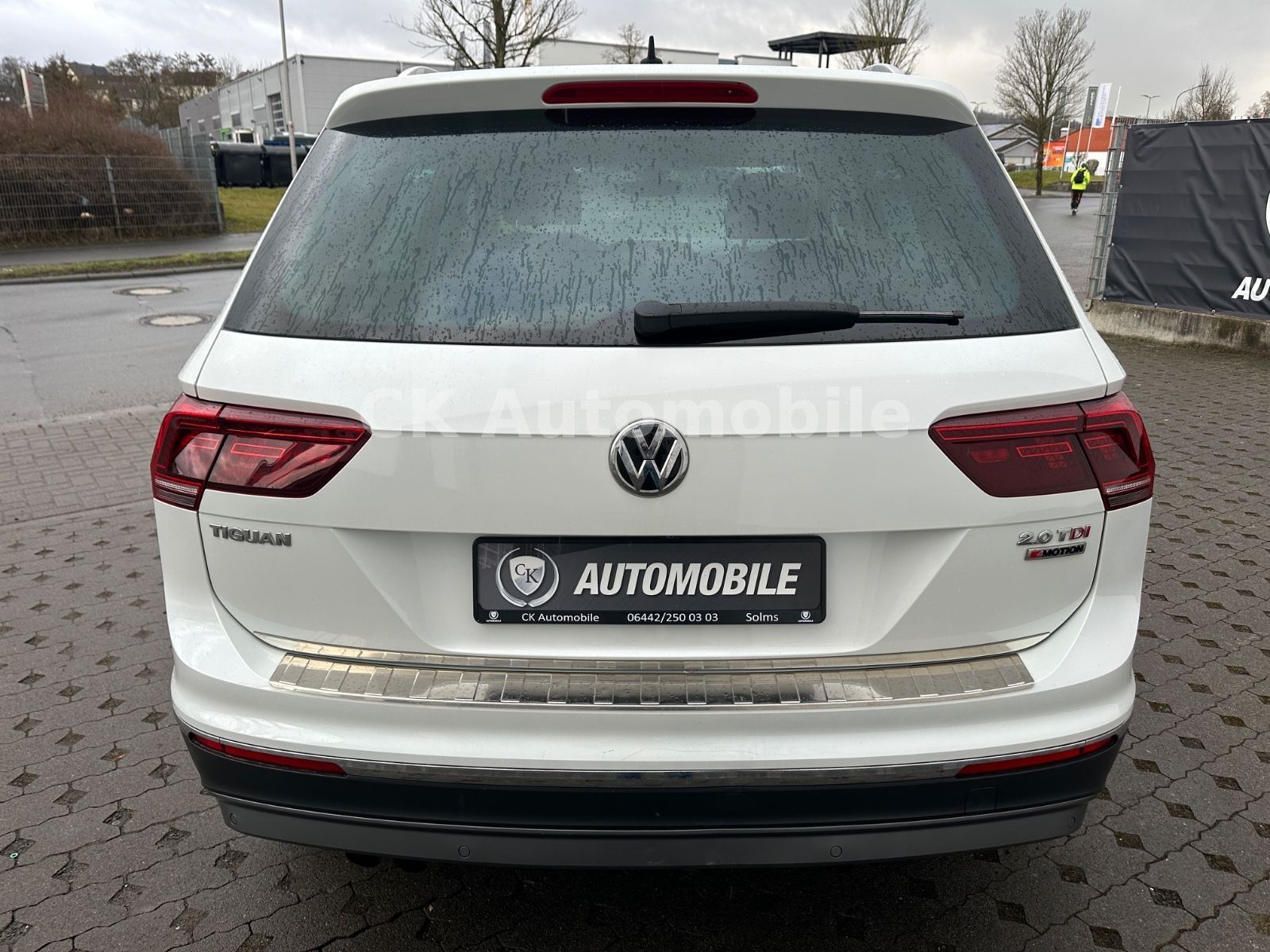 Fahrzeugabbildung Volkswagen Tiguan Highline DSG 2.0TDI 4Motion/Head-Up/Pano