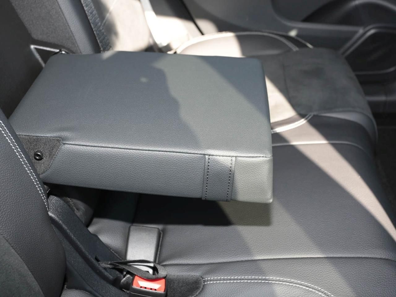 Mercedes-Benz GLB 200 d AMG Night MBUXNavi Easy-Pack AHK 360° foto 22