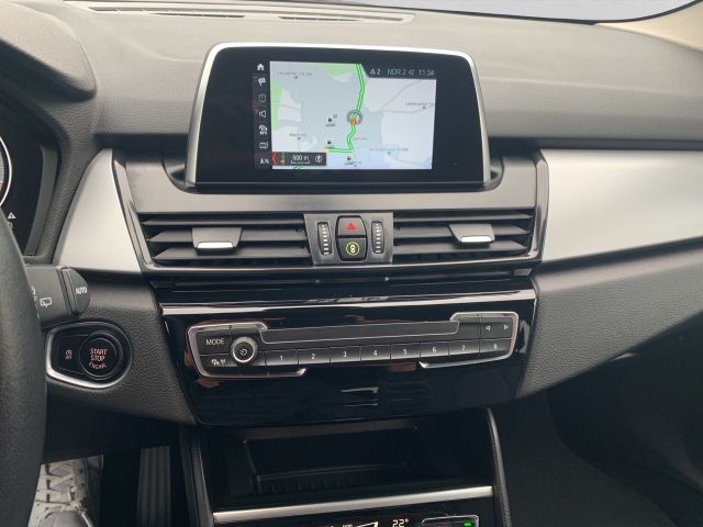 Fahrzeugabbildung BMW 218i Gran Tourer Business-Paket+LED+Navi+DAB+AHK