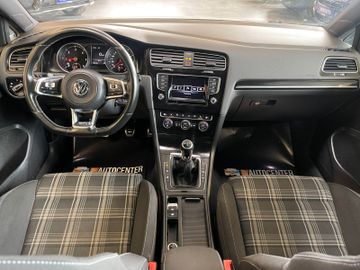 Volkswagen Golf VII Lim. GTD BMT *NAVI*SZHZ*PDC*BI-XENON*