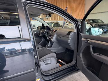 Volkswagen Touran Freestyle *DSG*TÜV 012028*