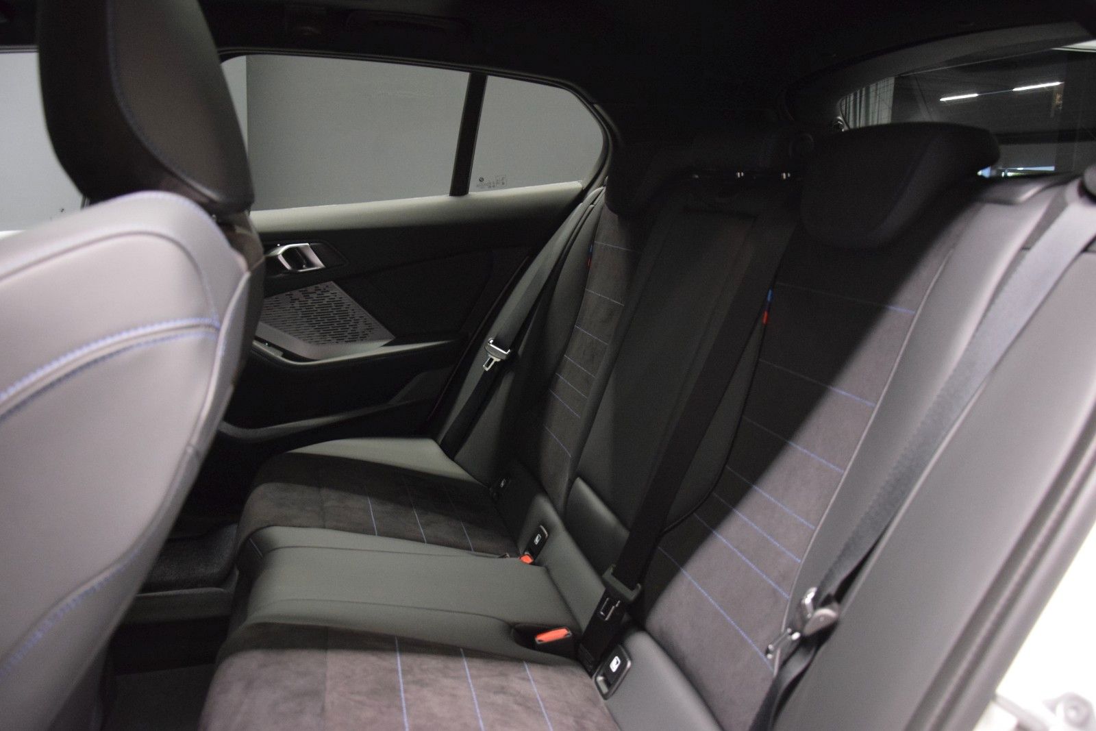 Fahrzeugabbildung BMW 118 d M Sport Pano Ambiente LED Kamera Alcantara