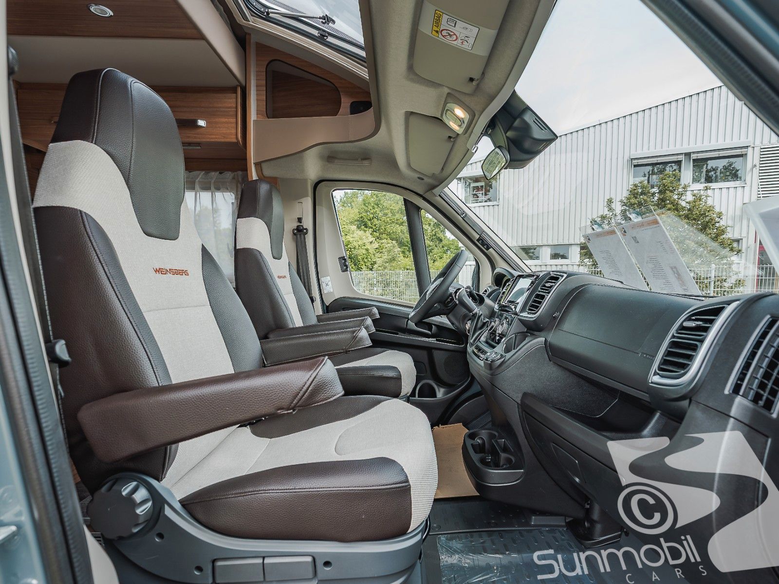 Fahrzeugabbildung Weinsberg CaraSuite 650 MEG SPICY #Autom #Lithium #Solar
