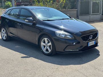 Volvo V40 - 2