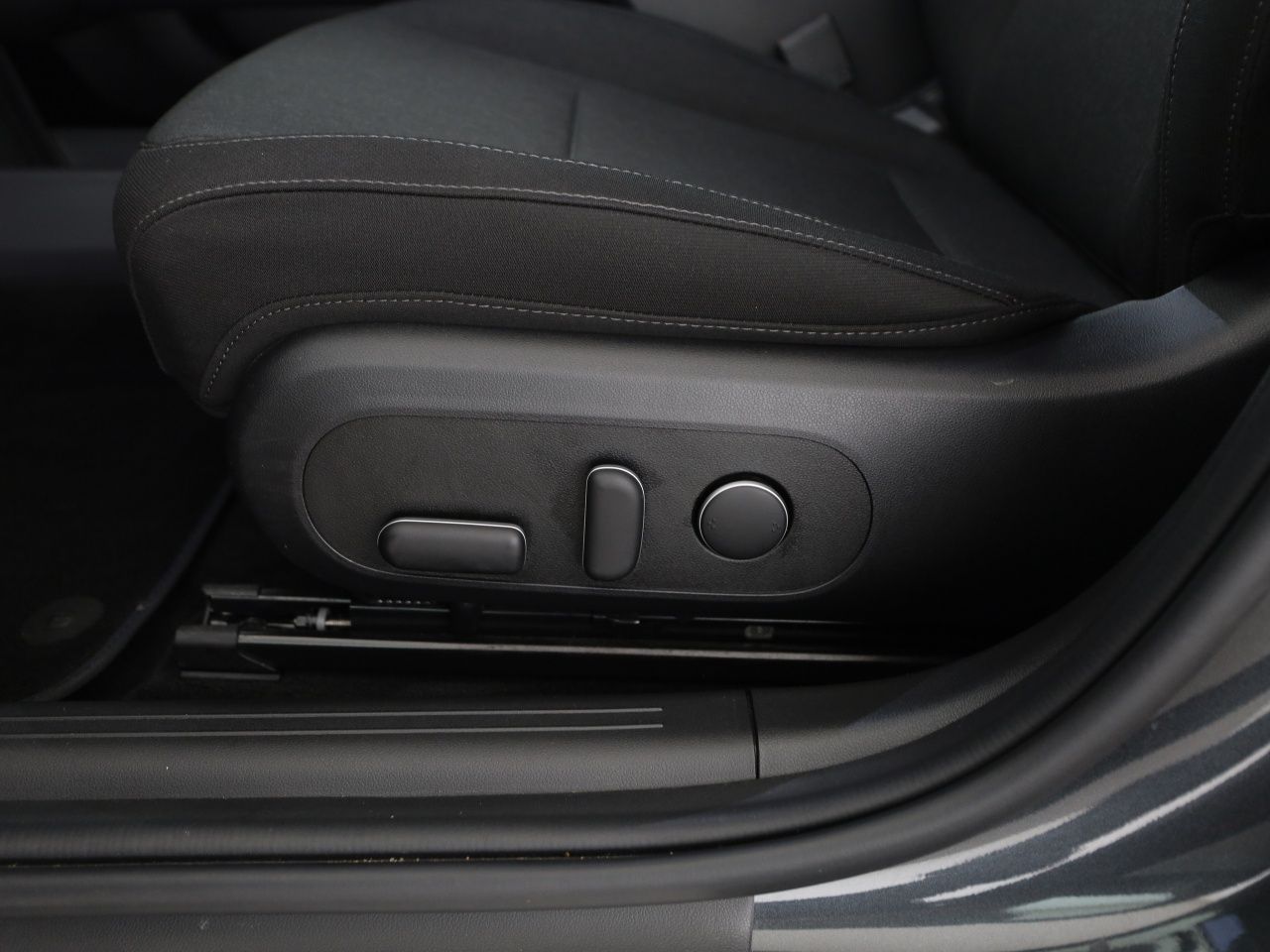 Hyundai IONIQ 6 – Bild 18