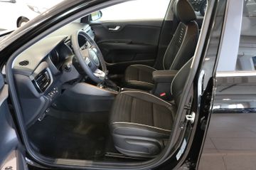Fahrzeugabbildung Kia Rio GT Line Navi Automatik /Navi/ Alu /LED