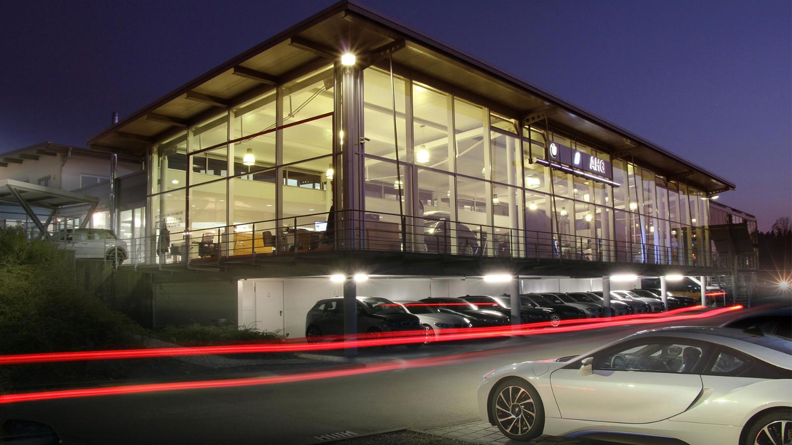 showroom-image-main