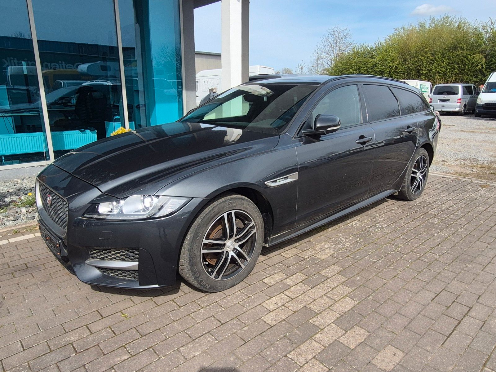 JAGUAR XF
