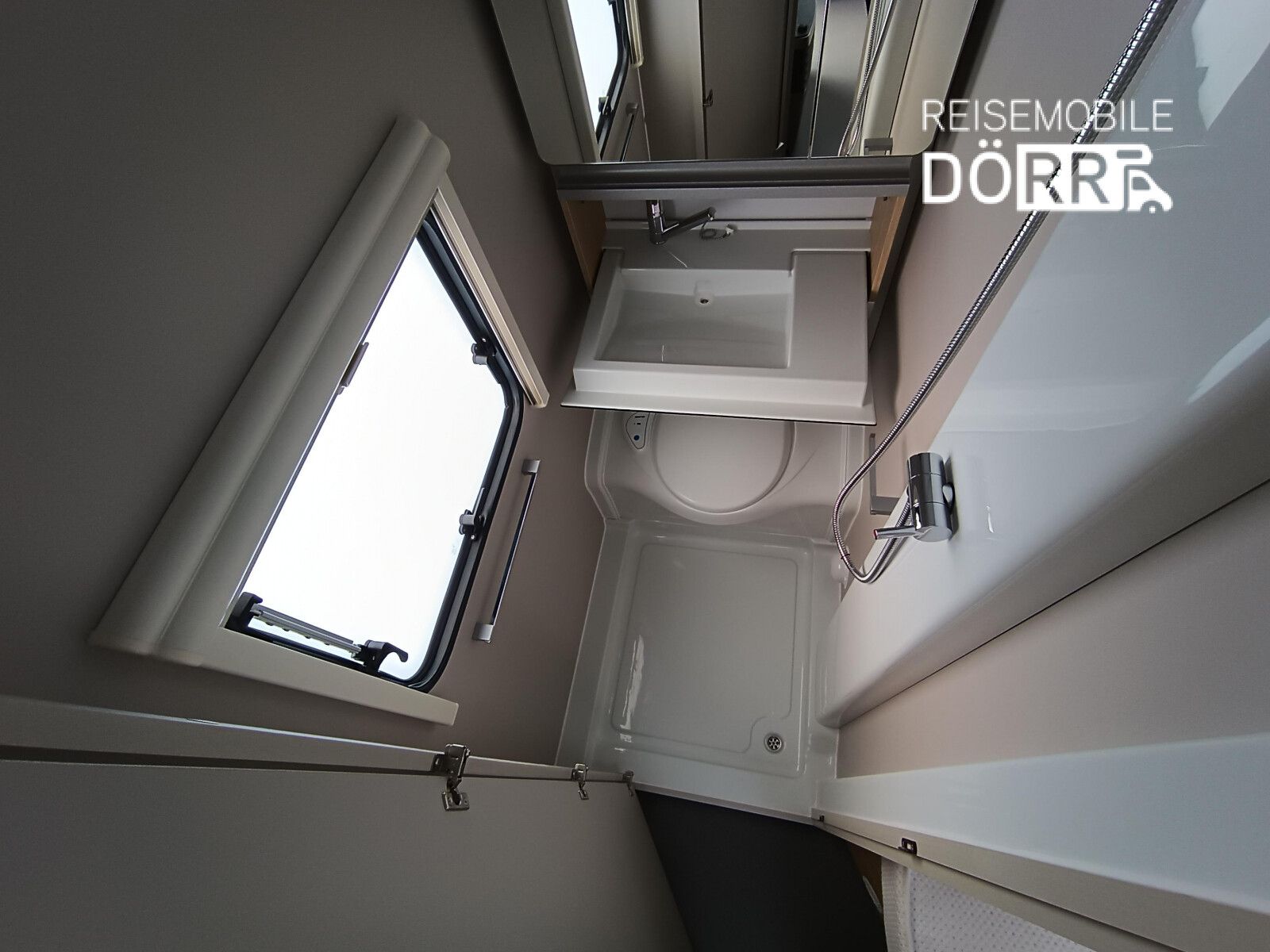 Fahrzeugabbildung Adria Adora 472 UP