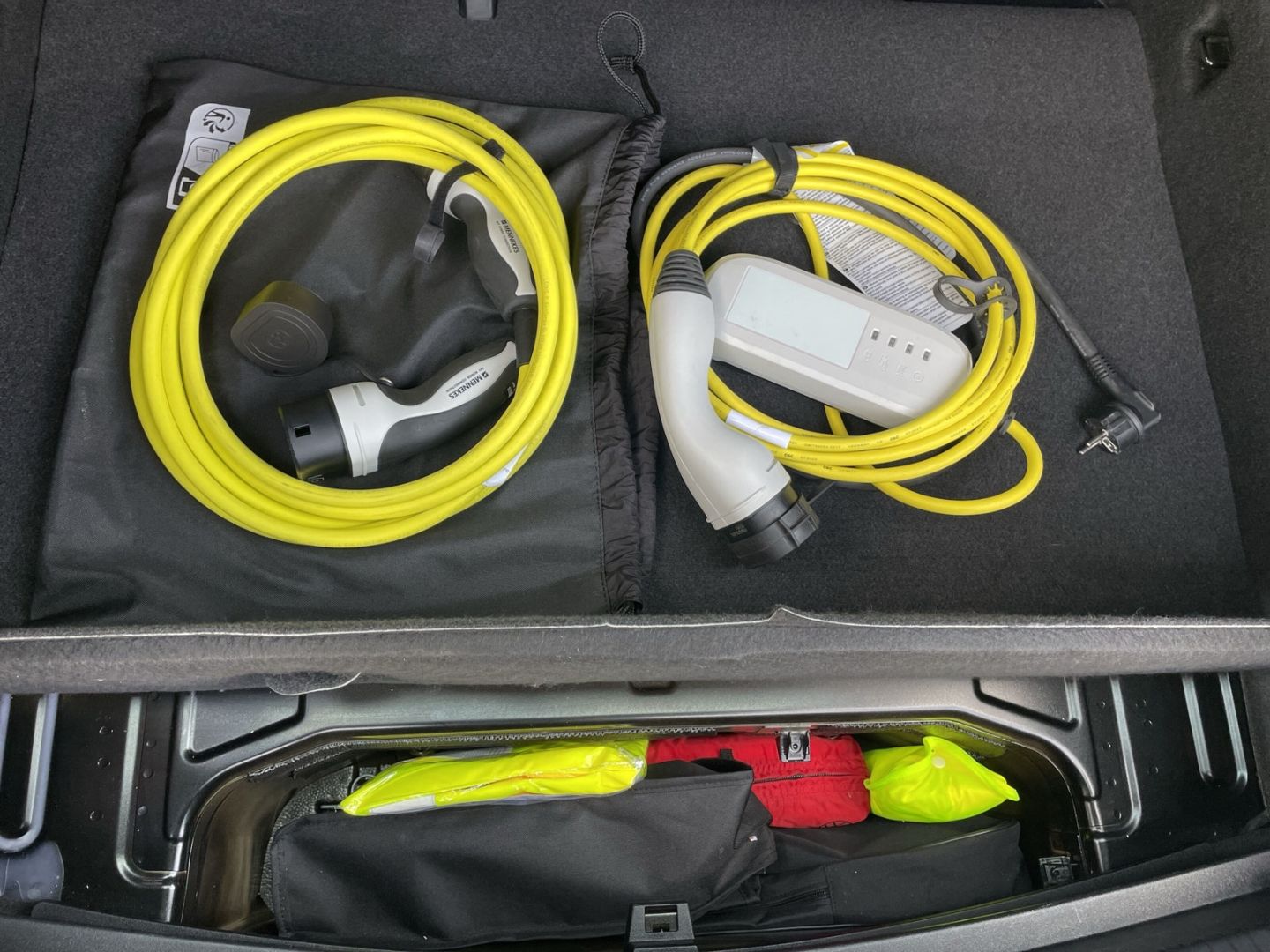 ID.3 Pro Kamera/ACC/Navi/App-Connect/Keyless/LED