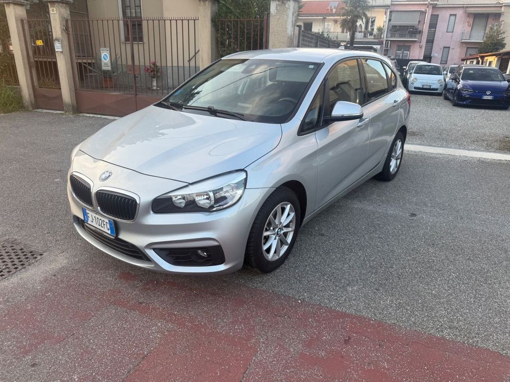 Image of BMW 218