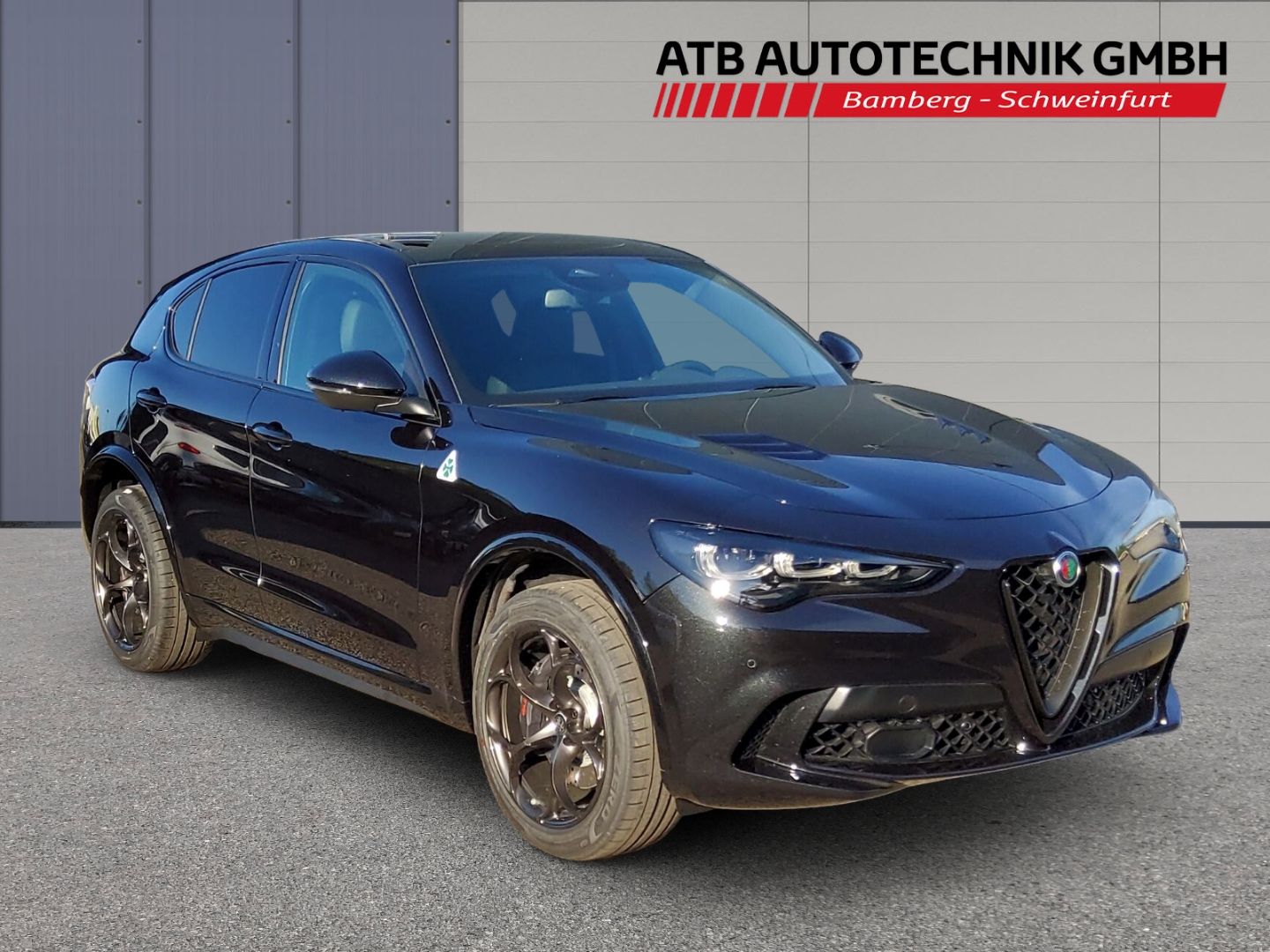 Fahrzeugabbildung Alfa Romeo Stelvio Quadrifoglio 520PS Panodach 1,99% Finanz