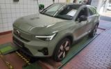 Volvo C40 PURE ELECTRIC AWD ULTIMATE AHK+LM20+MET+360° - Volvo: C 20