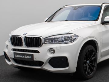 Fahrzeugabbildung BMW X5 xDr 30d M Sport Pano HUD H/K AHK Comfort 20'