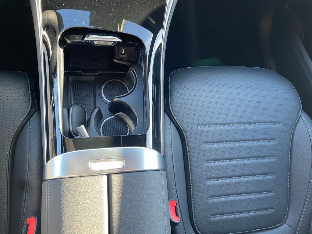 Fahrzeugabbildung Mercedes-Benz GLC 220 d 4MATIC +AMG+SOUND+PARK-PAKET+MEMORY+WI