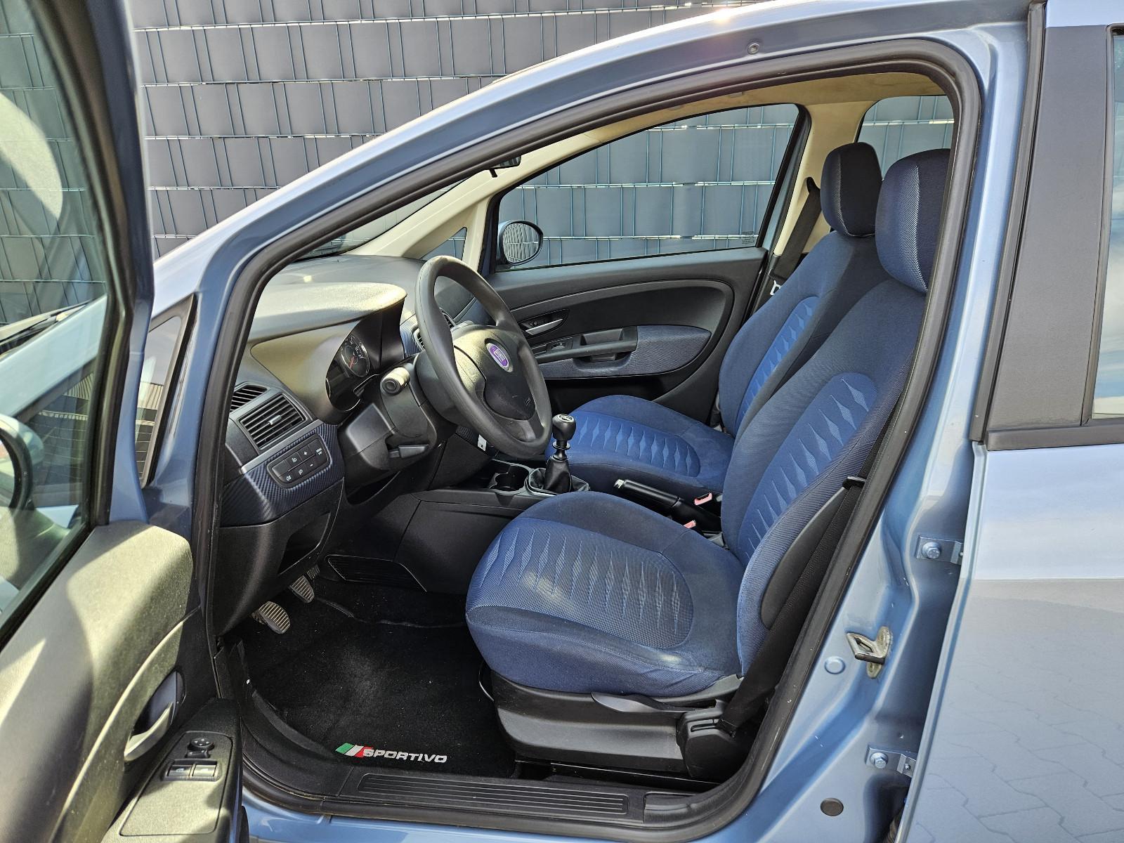 Fiat Grande Punto 1.4 8V Dynamic KLIMA 5-TÜREN TÜV