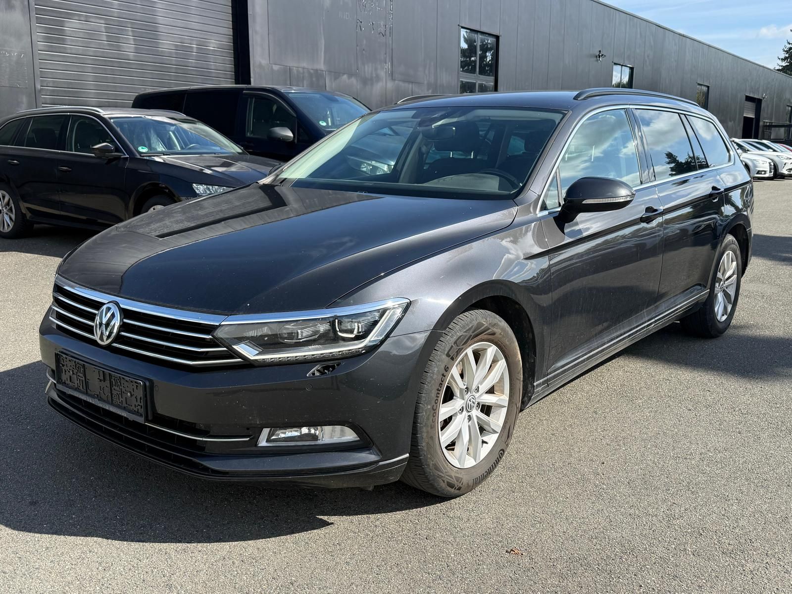 Volkswagen Passat Variant - 1