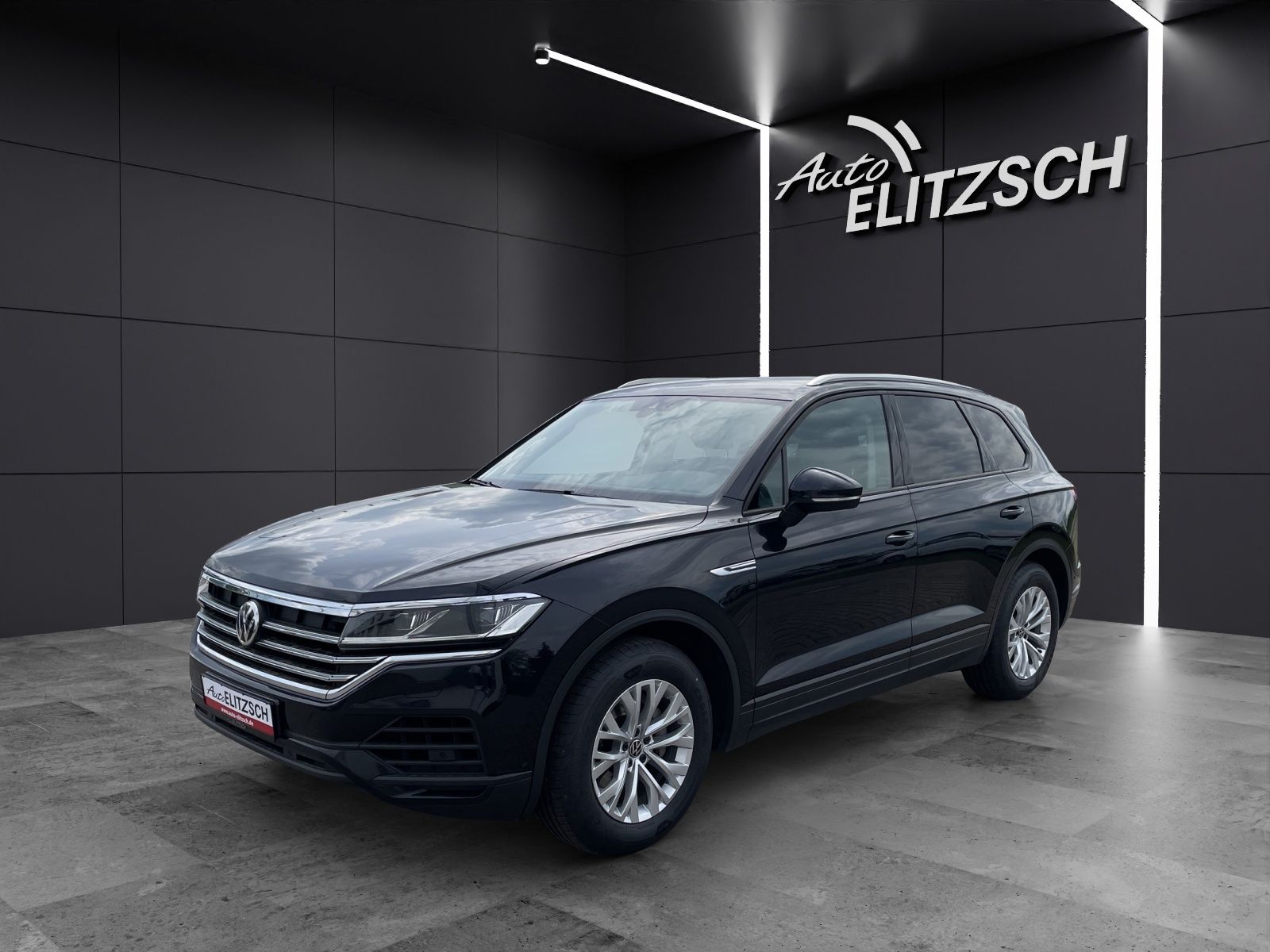 Fahrzeugabbildung Volkswagen Touareg TDI 4M LED ACC AHK LEDER RFK Luft SHZ