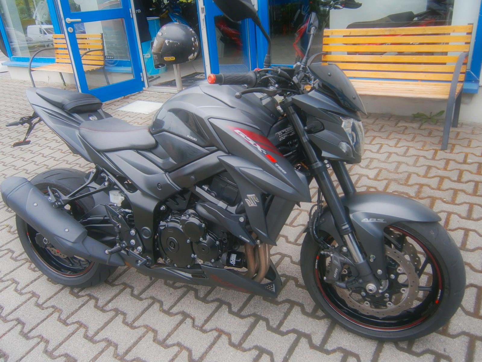 Suzuki GSX-S 750 ABS