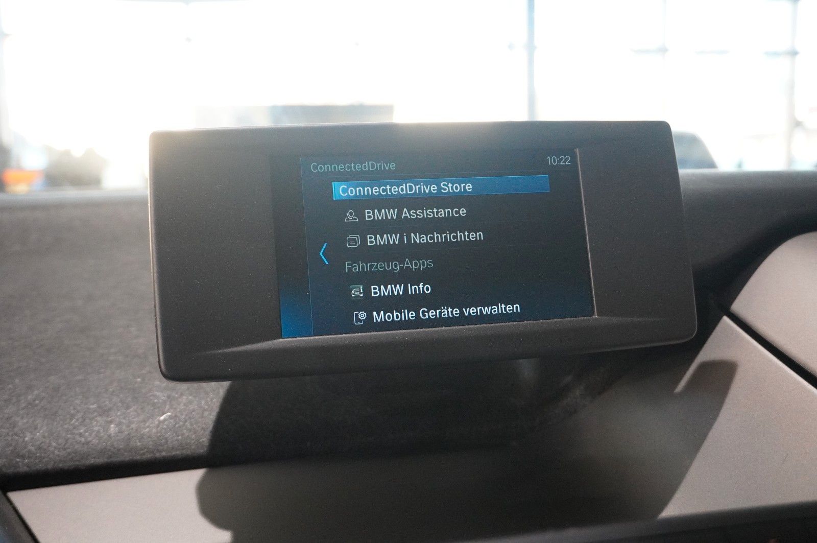 Fahrzeugabbildung BMW i3 120AH NAIVI/SPORT/WÄRMEP./LED/PDC/VIRT./SHZ