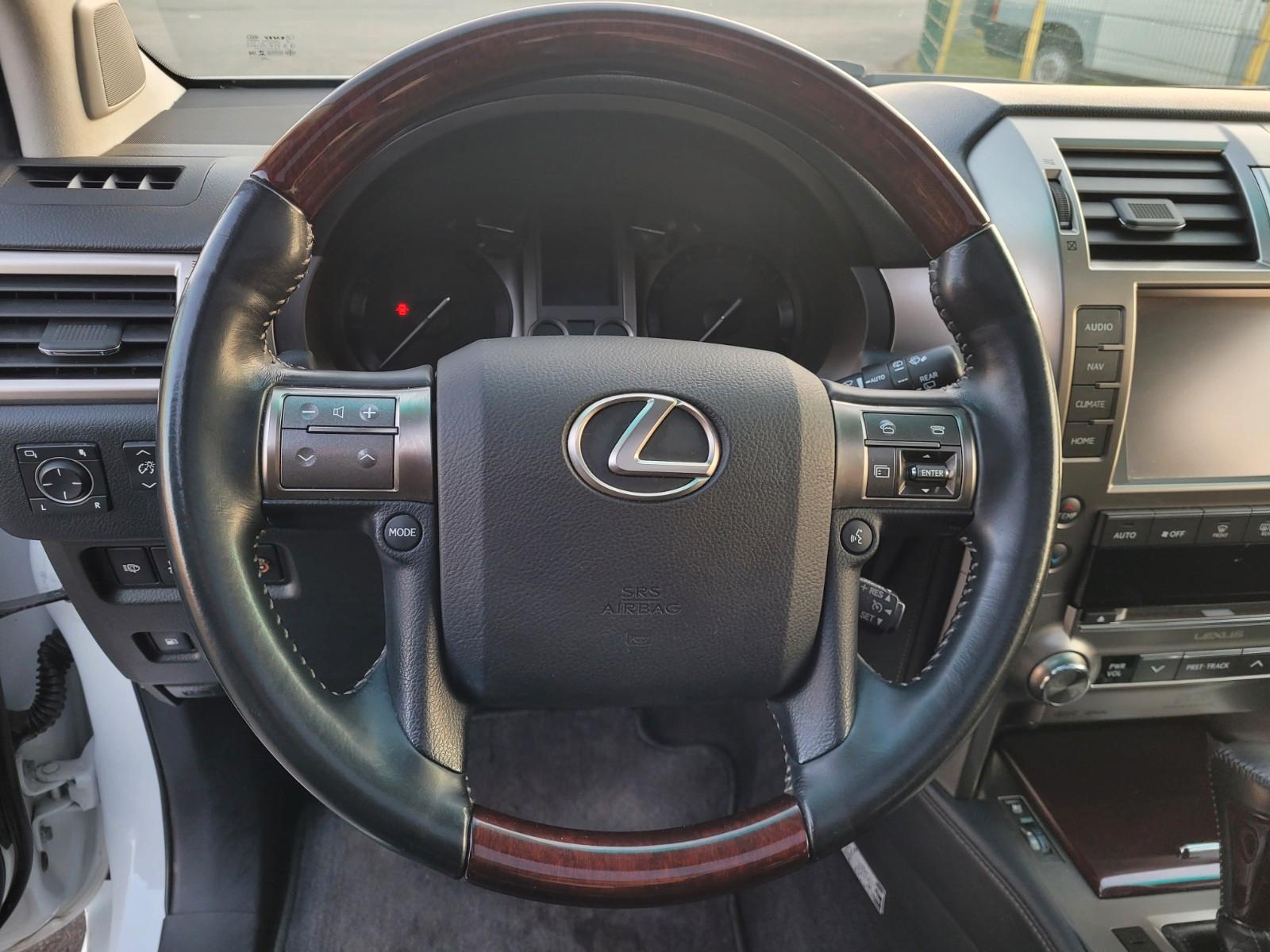 Car Image 28
