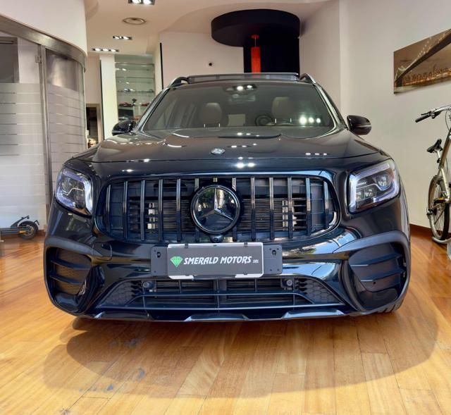 Mercedes-Benz MERCEDES-BENZ GLB 200 d Automatic 4Matic Premium imagem 2