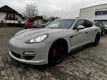 Porsche Panamera - 2