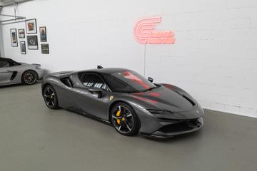 2022 Ferrari SF90 照片 7