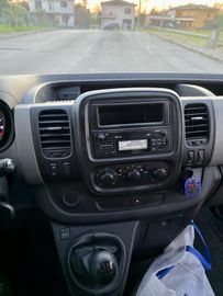 Renault Trafic - 10