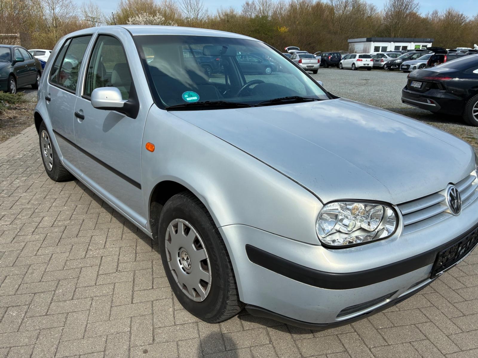 Volkswagen Golf 1.6 Comfortline
