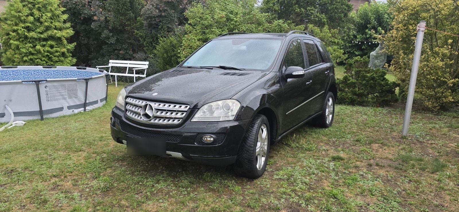 Mercedes-Benz ML 320