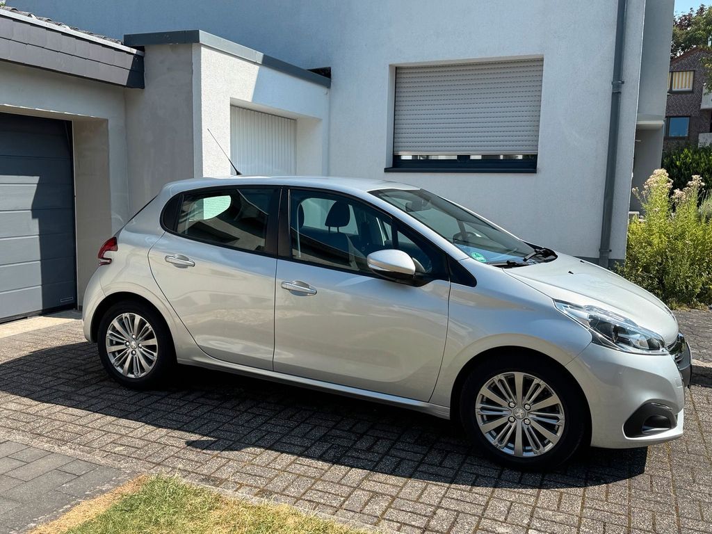 Image of Peugeot 208