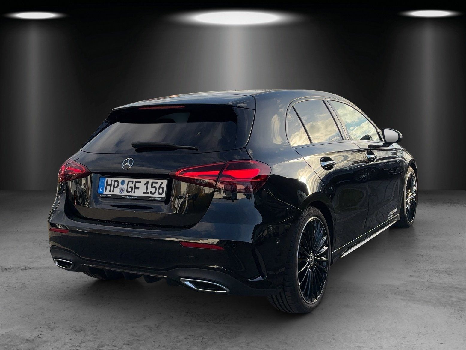 Fahrzeugabbildung Mercedes-Benz A 200 AMG KeyGo MULTIBEAM 19" Kamera TOTWINKEL