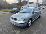 Opel Astra Coupé 2.2 16V *Automatik*Navi* - Opel Astra mit Benzin-Antrieb: Sportwagen, Automatik