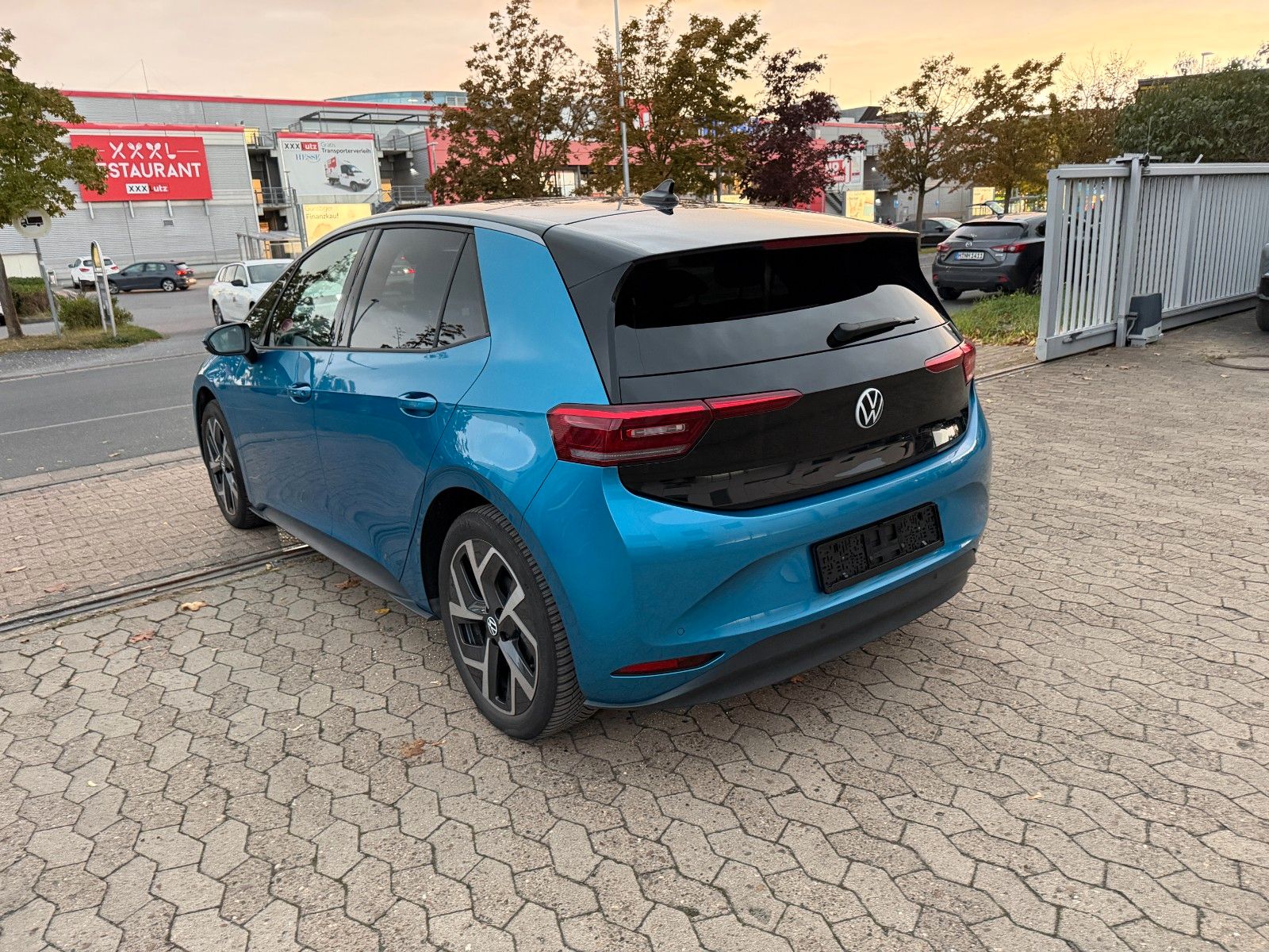 Volkswagen ID.3 Pro 150 kW PANO*AHK*DCC*KAMERA*STDHZ* imagem 2