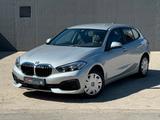 BMW 116i F40 Advantage Navigation AppleCarPlay PDC