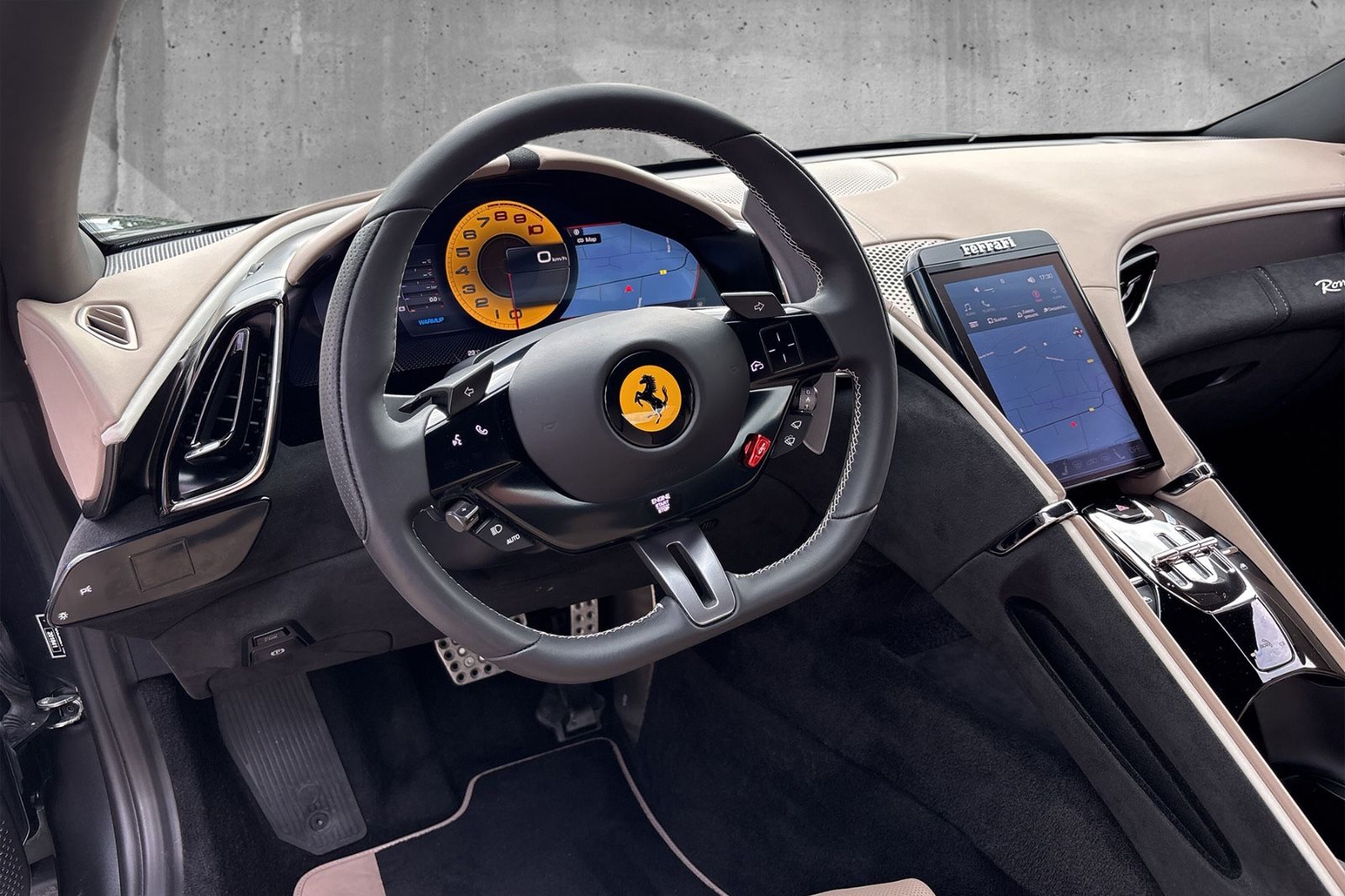 Fahrzeugabbildung Ferrari Roma*erst 1000 km*ADAS*360° Surround*CarPlay