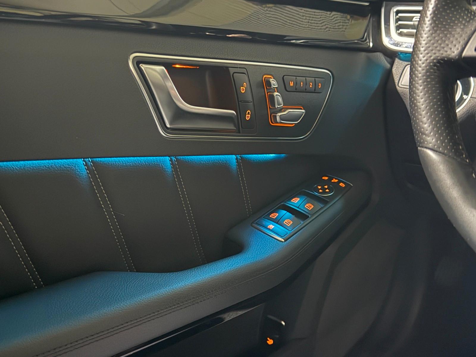 Mercedes-Benz E 300 Limousine E 300 CGI BlueEfficiency 4Matic