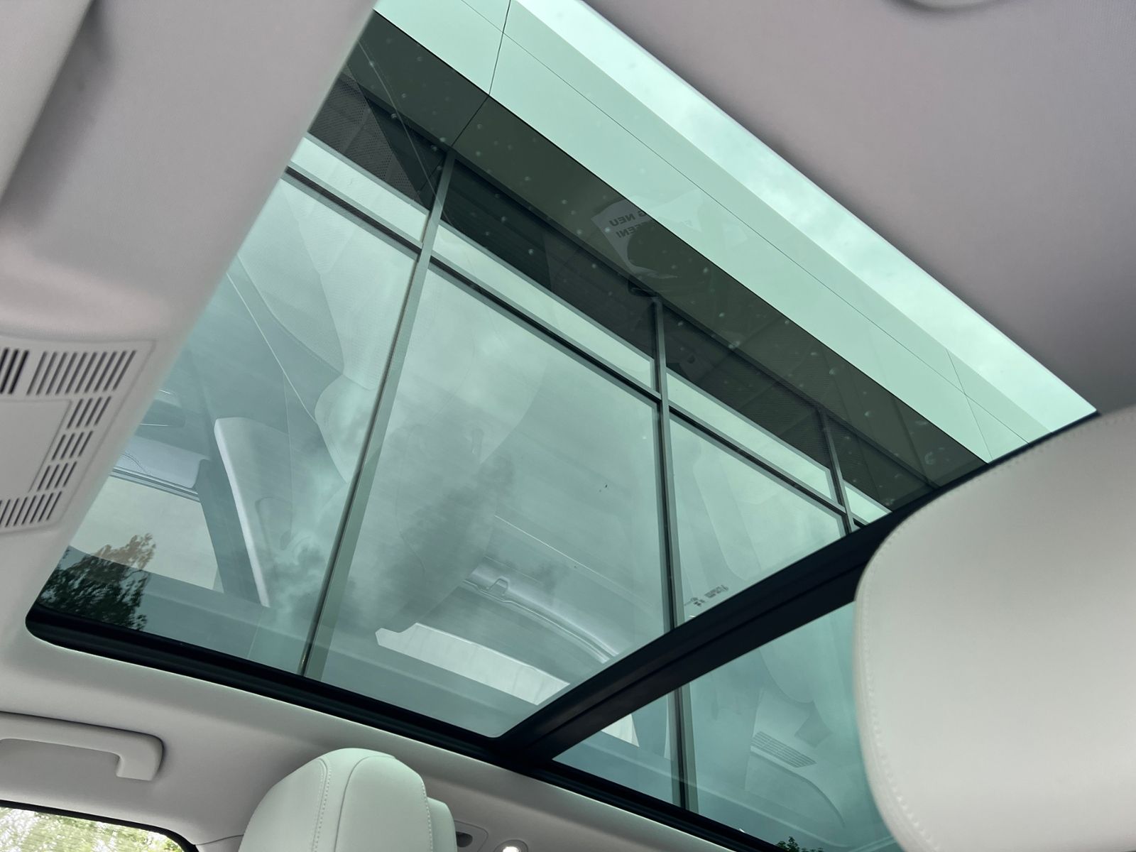 Fahrzeugabbildung Volkswagen Touareg R-Line 3.0 TDI 4MOTION *AHK, Adaptivfwg.