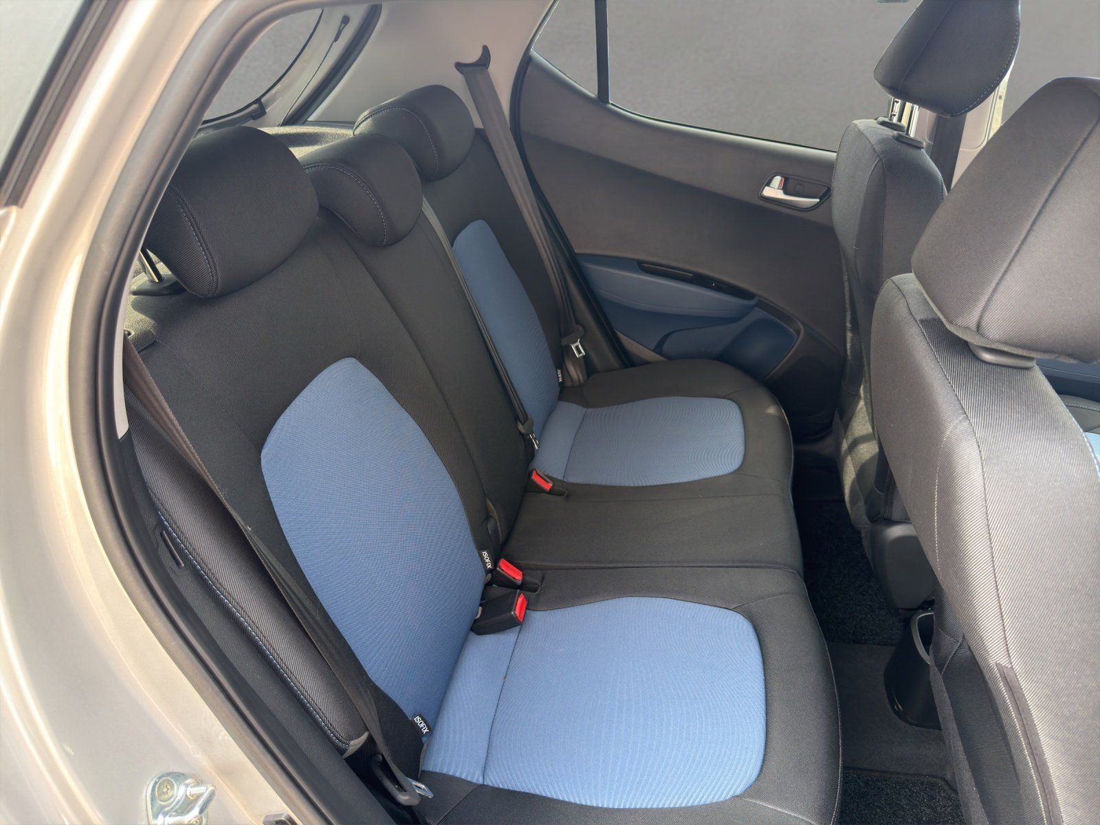 Fahrzeugabbildung Hyundai i10 1.2 Sytle el. SD Glas Sitzh. Automatik Klima