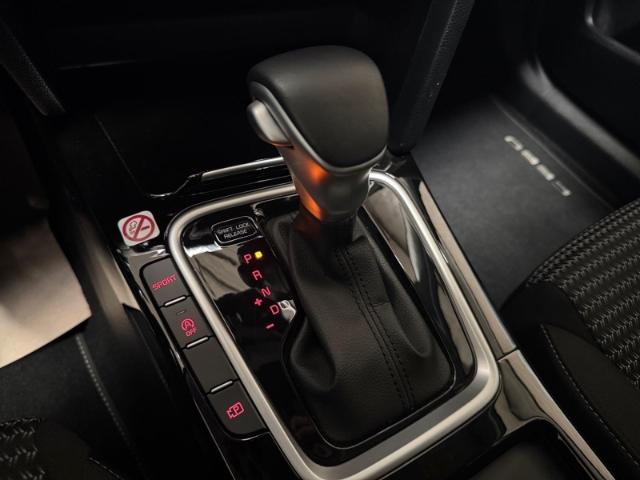 Kia Ceed_sw Sportswagon 1.5 T-GDI DCT Spirit Navi+Si