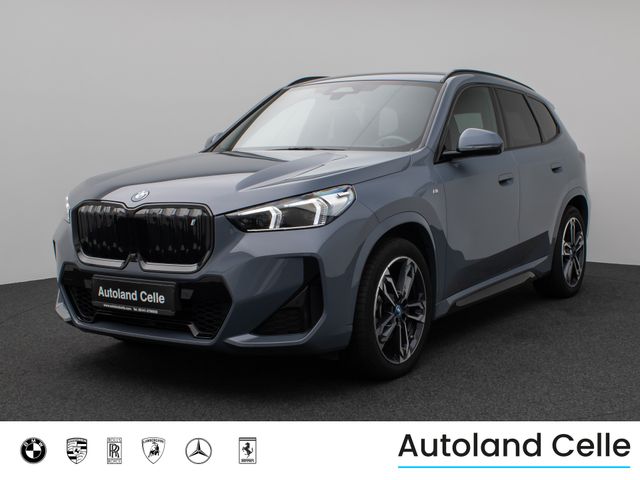 BMW iX1 xD30 M Sport Panoram 360°HUD DAB AHK Komfort