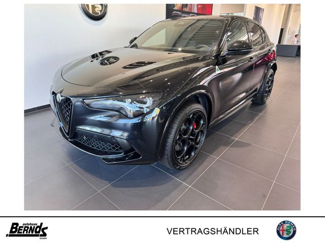 Alfa Romeo Stelvio V6Bi-T Quadrifoglio TECHNOLOGIE GLASDACH