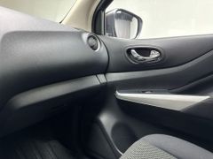 NISSAN Navara Double Cab 4x4 Sperre LED Temp 1. Hand