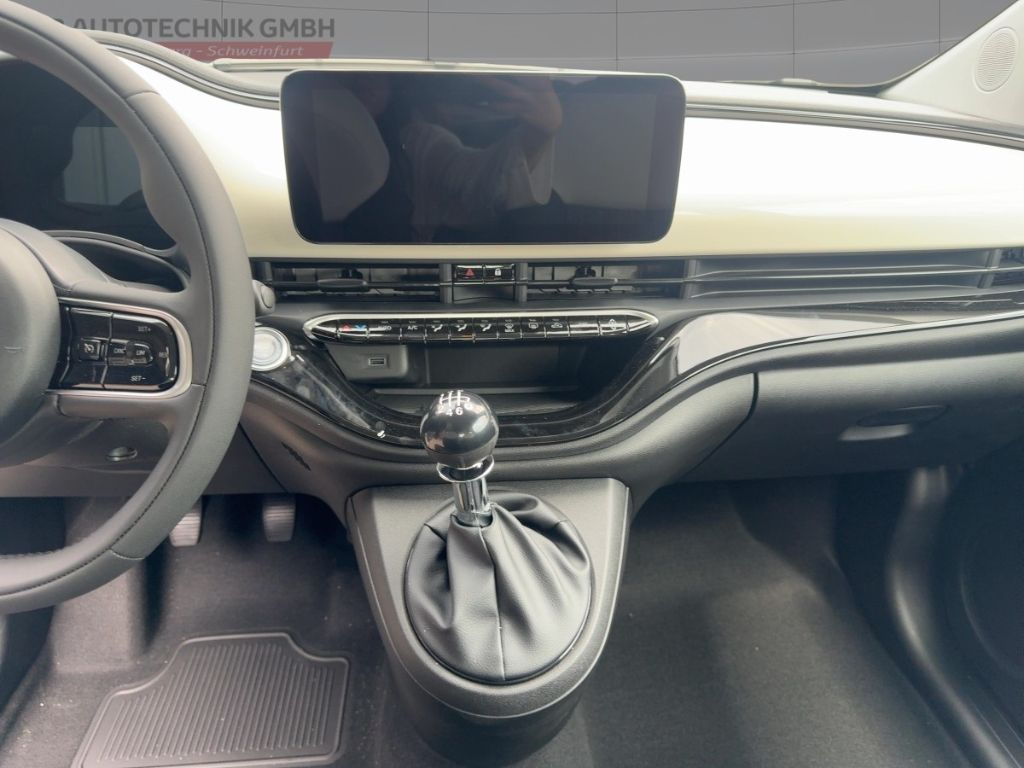 Fahrzeugabbildung Fiat 500 Hybrid Limousine ICON, K-Paket,Rückfahrkamer