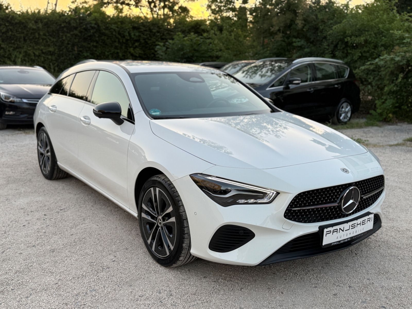 MERCEDES-BENZ CLA200 SB Night Progressive 360°K Leder LED Ambi