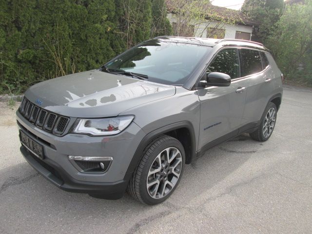 Jeep Compass 1.3 T-GDI 4xe PLUG-IN HYBRID Automatik S